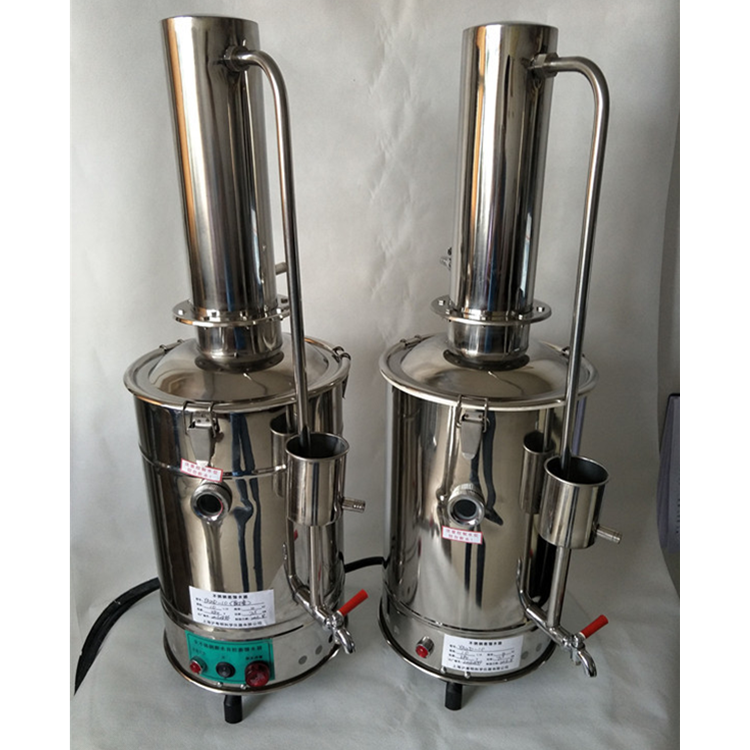 　蒸餾水器